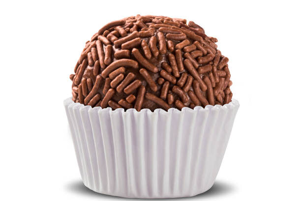 colocar o brigadeiro quente na geladeira